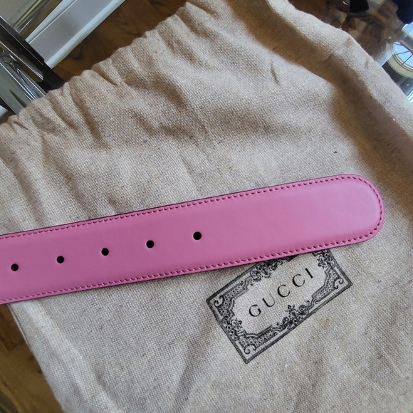 New Gucci Belt Leather Interlocking GG Buckle Gold Pink Belt..Authentic!! - Picture 5 of 8